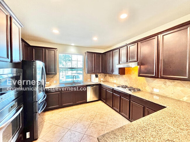 property at 604 Knightsbridge Ln