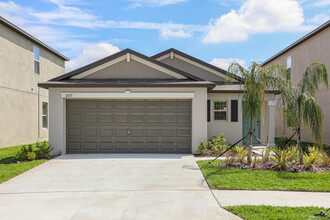 Hawthorne Meadow Rental Homes in Gibsonton, FL - Building Photo - Building Photo