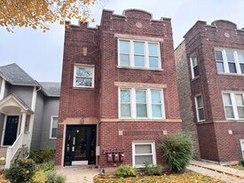 4453 N Kilbourn Ave in Chicago, IL - Building Photo