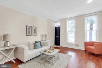 1029 S Hanover St in Baltimore, MD - Building Photo - Building Photo
