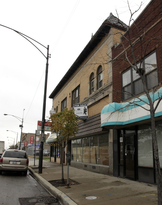 3100-3104 N Cicero Ave in Chicago, IL - Foto de edificio - Building Photo