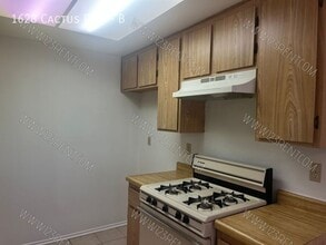 1628 Cactus Dr in Lancaster, CA - Building Photo - Building Photo