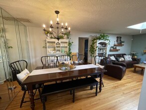 3509 Britt St NE in Albuquerque, NM - Foto de edificio - Building Photo