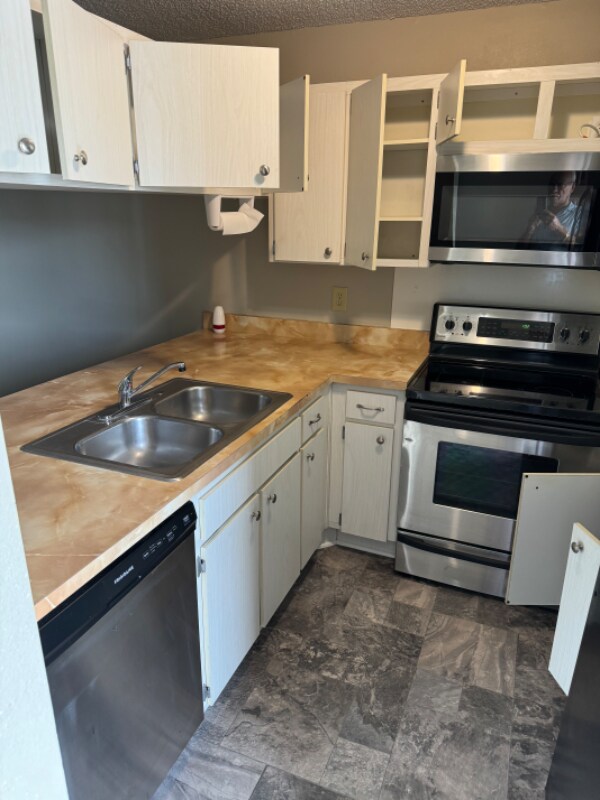 39132 County Rd, Unit 2184 in Zephyrhills, FL - Building Photo - Building Photo