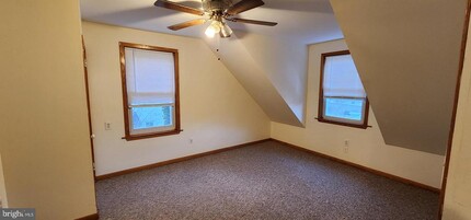 209 E Montgomery Ave in Hatboro, PA - Building Photo - Building Photo