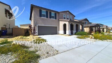 12542 Ilona St in Victorville, CA - Building Photo - Building Photo