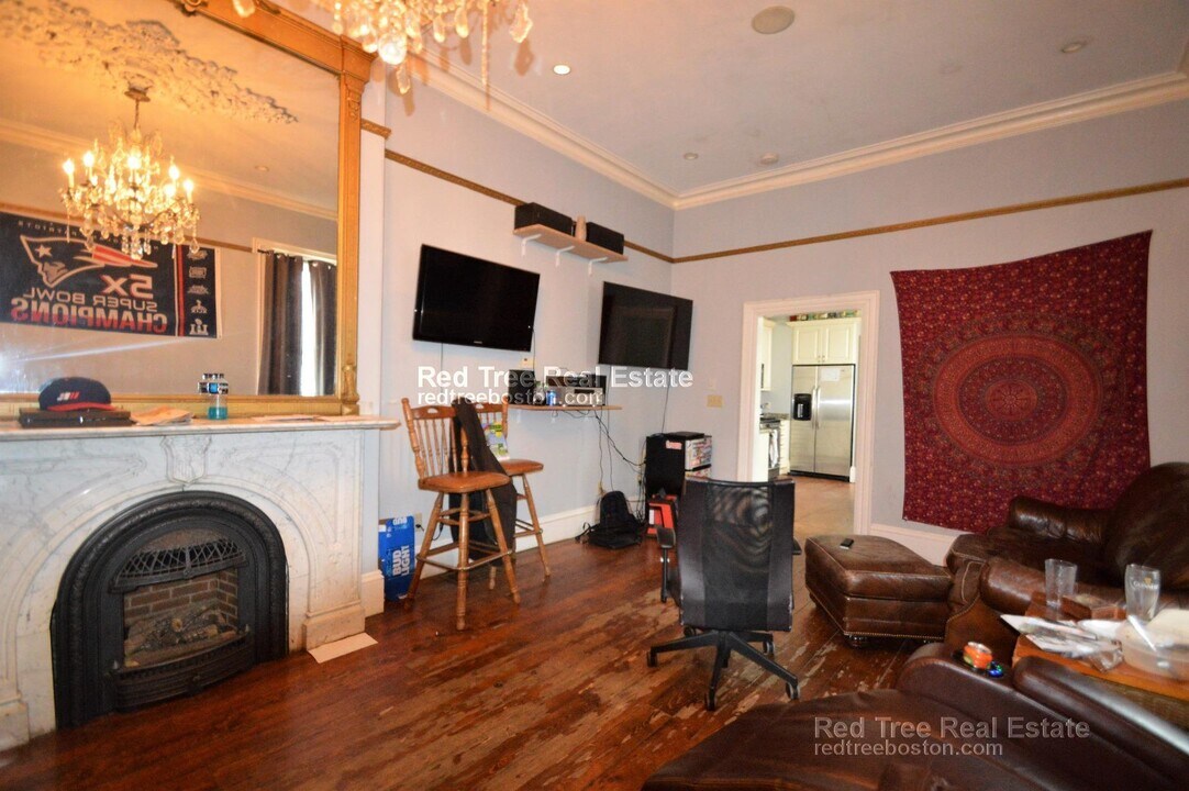 40 Alleghany St, Unit 2 in Boston, MA - Foto de edificio