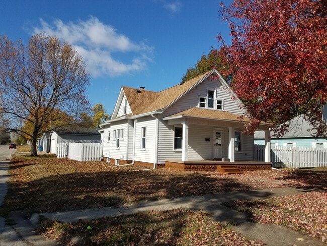 property at 2431 Dillman St