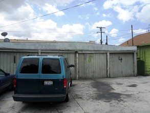 3963 Halldale Ave in Los Angeles, CA - Building Photo - Building Photo