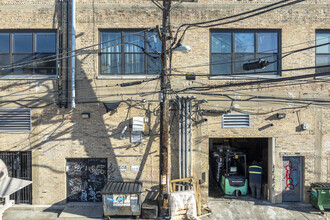 2764-2778 Milwaukee in Chicago, IL - Building Photo - Building Photo
