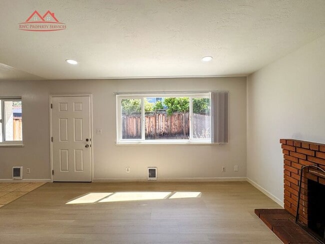1578 Albatross Dr in Sunnyvale, CA - Building Photo - Building Photo