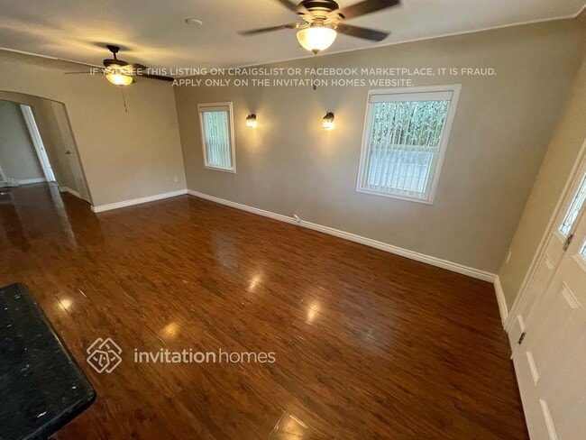 260 E Plenty St in Long Beach, CA - Building Photo - Building Photo