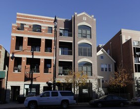 1724 W Belmont Ave in Chicago, IL - Building Photo - Building Photo