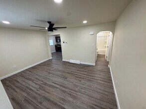 2950 Hamburg St, Unit 4 in Schenectady, NY - Building Photo - Building Photo