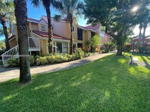 15581 SW 104th Terrace in Miami, FL - Building Photo - Building Photo
