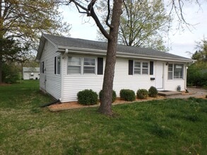 6 Atkins Dr in Columbia, MO - Building Photo - Building Photo