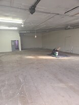 8464 Cleveland Ave NW in North Canton, OH - Building Photo