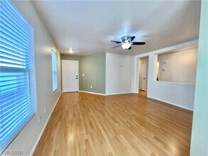 8613 W Majestic Pine Ave in Las Vegas, NV - Building Photo - Building Photo