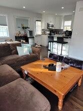 150 Ponquogue Ave in Hampton Bays, NY - Building Photo - Building Photo