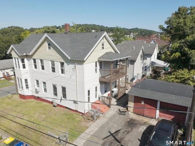 250 Orange St in Waterbury, CT - Foto de edificio - Building Photo
