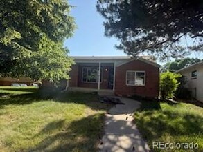 1121 S Garfield St in Denver, CO - Building Photo - Building Photo