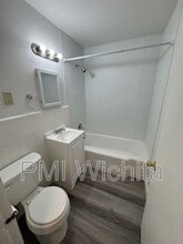 2329 S Belmont St in Wichita, KS - Building Photo - Building Photo