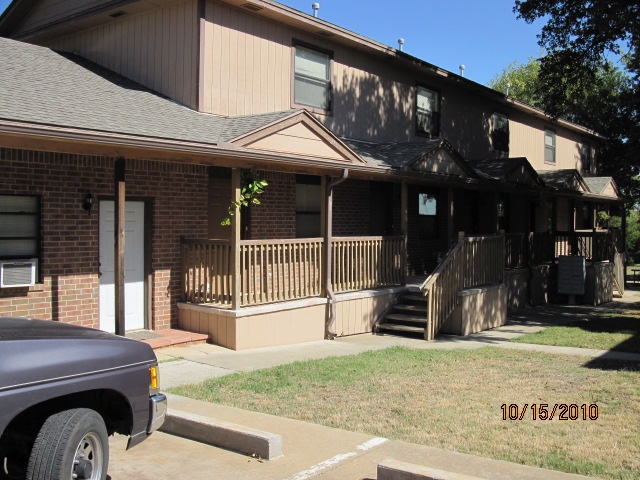 425 N Blackwelder Ave in Edmond, OK - Building Photo