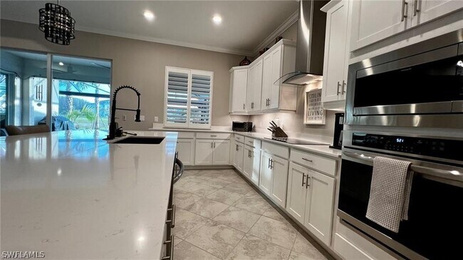 property at 5985 Berwick Ln