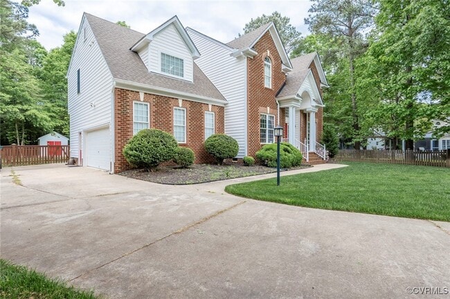 11107 Manor View Dr in Mechanicsville, VA - Building Photo - Building Photo