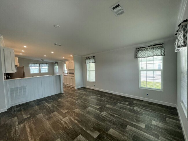 906 E Windemere Ave in Venice, FL - Building Photo - Building Photo