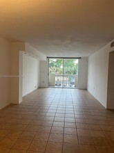 1800 Sans Souci Blvd in Miami, FL - Building Photo - Building Photo