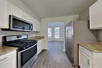 16839 Blackberry Lily Ln in Conroe, TX - Building Photo - Building Photo