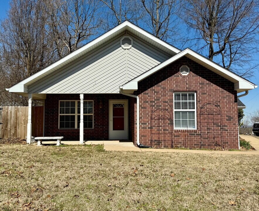 1 Wilton Ln in Bella Vista, AR - Foto de edificio