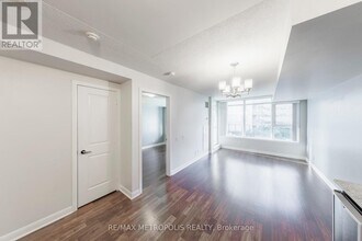 190-190 Borough Dr in Toronto, ON - Building Photo - Building Photo