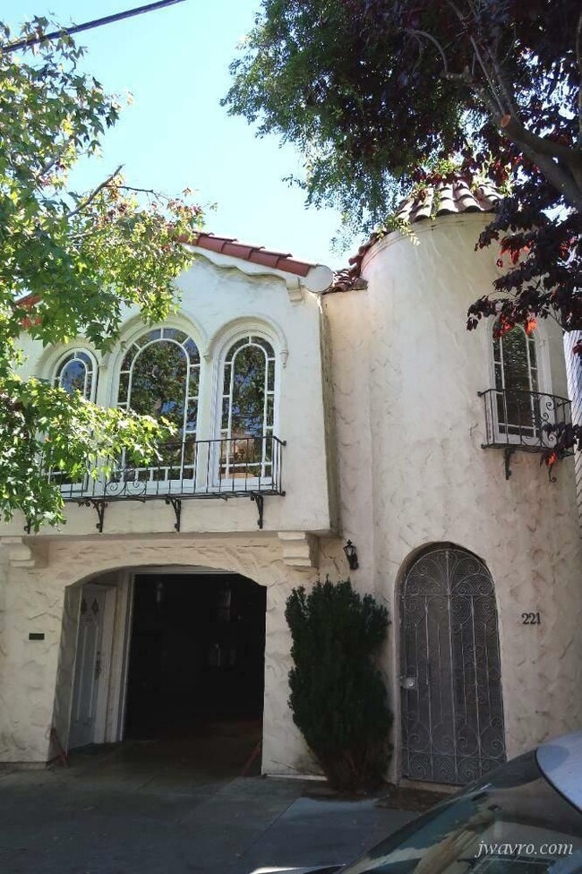 property at 221 Fair Oaks St