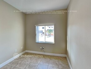 7457 NW 180th St in Hialeah, FL - Building Photo - Building Photo