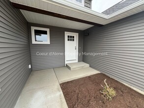 12748 N Krauss Cir in Rathdrum, ID - Building Photo - Building Photo