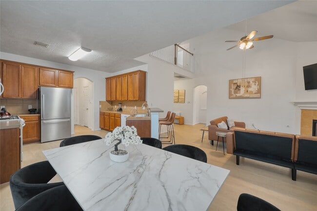 property at 9610 Beckwood Post Dr