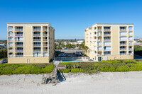 The Oceans in Satellite Beach, FL - Foto de edificio - Building Photo