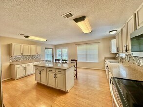 4025 Lauren Ct in Destin, FL - Building Photo - Building Photo