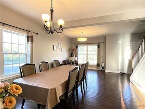 4481 Southwood Heights Dr in Jamesville, NY - Building Photo - Building Photo