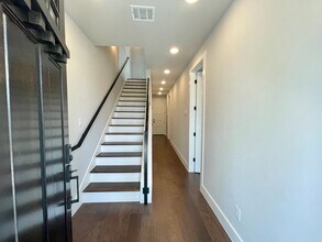 311 E Evergreen St in San Antonio, TX - Building Photo - Building Photo