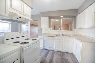 22819 Carter Gate Dr in Spring, TX - Building Photo - Building Photo