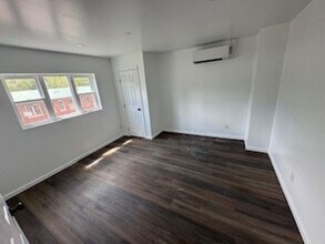 140 E Market St in Williamstown, PA - Building Photo - Building Photo