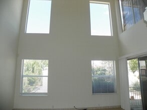 3093 La Mirage Ct SE in Rio Rancho, NM - Building Photo - Building Photo