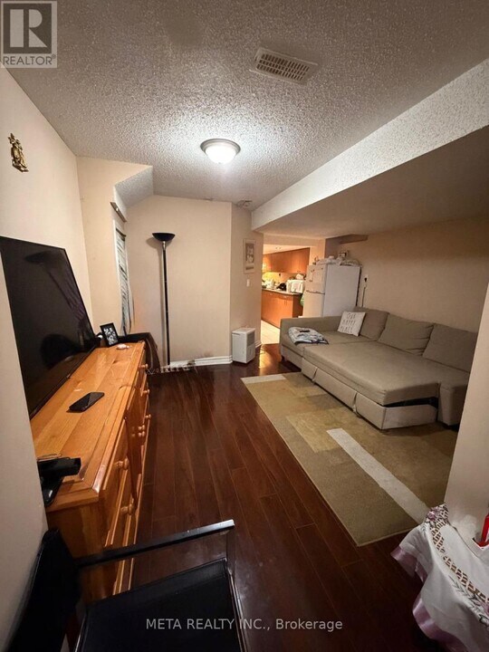 4757 Bluefeather Ln in Mississauga, ON - Building Photo