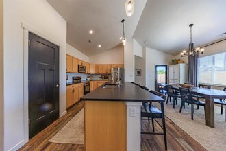 450 Fox Meadows Ct in Grand Junction, CO - Building Photo - Building Photo