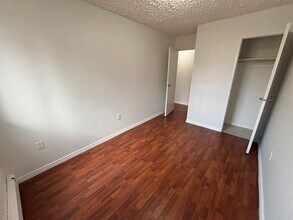 225 Old Carriage Dr in Kitchener, ON - Building Photo - Building Photo