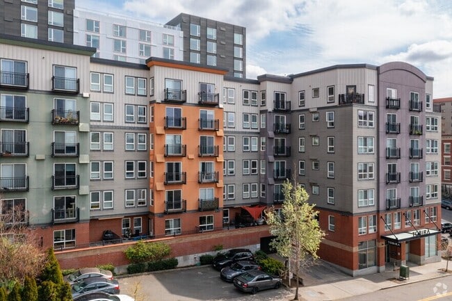 property at 108 5th Ave S