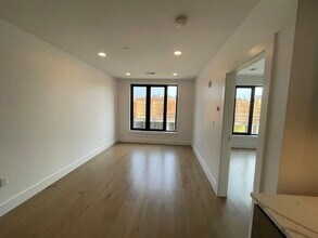 30 Penniman Rd, Unit 203 in Boston, MA - Building Photo - Building Photo